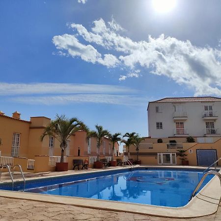 Arenitas Beach Un Oasis Junto Al Mar Candelaria Luaran gambar