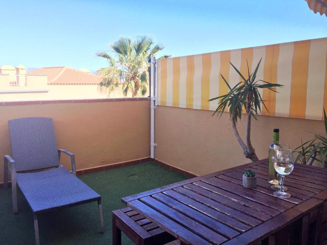 Arenitas Beach Un Oasis Junto Al Mar Candelaria Luaran gambar